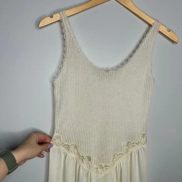 Vintage Tom Bezduda For Barade Co Off White Night Gown Union Made USA‎ Size MED